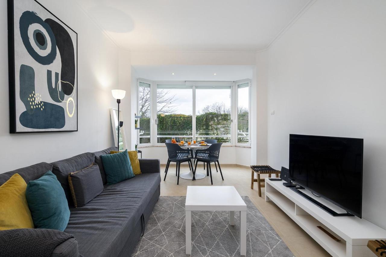 Whome Peaceful Alges Family Home Away From City Noise Lisboa Ngoại thất bức ảnh