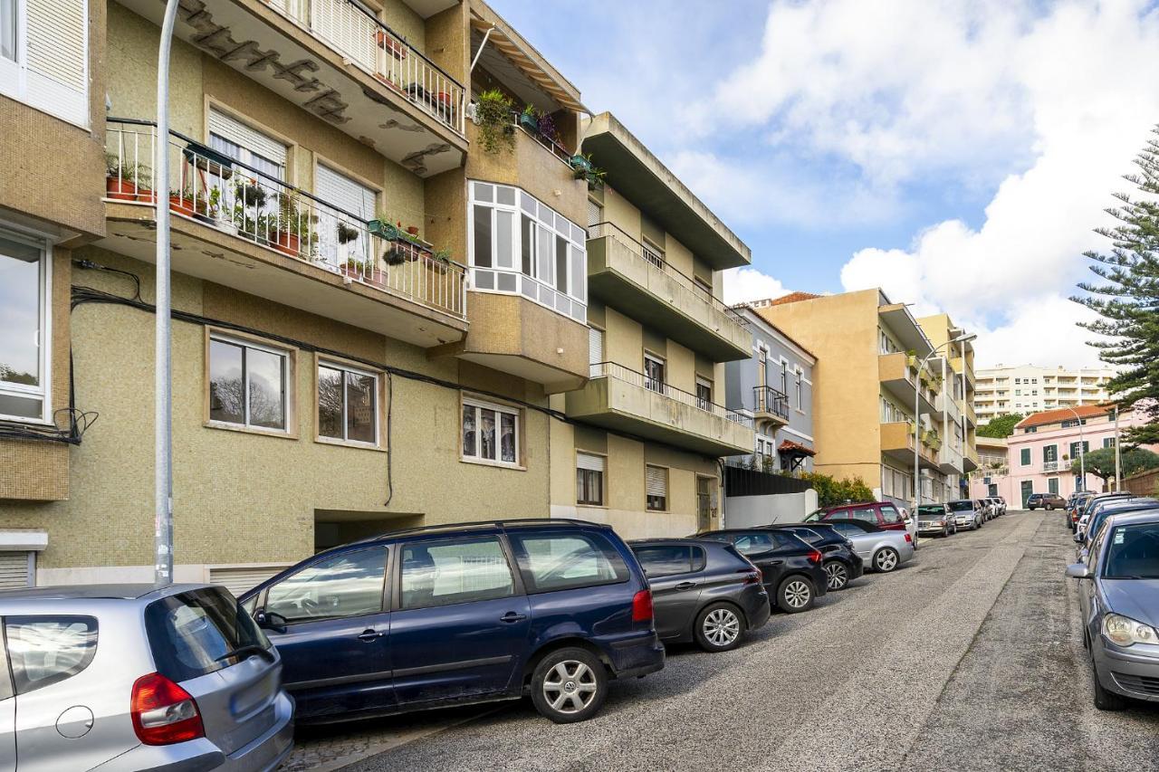 Whome Peaceful Alges Family Home Away From City Noise Lisboa Ngoại thất bức ảnh